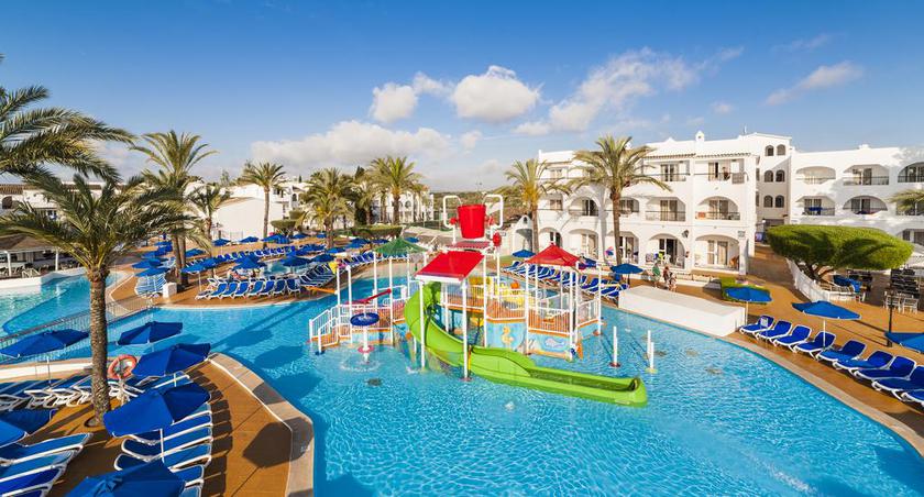 Imagen de la piscina del Apartahotel Globales Bouganvilla. Foto 26