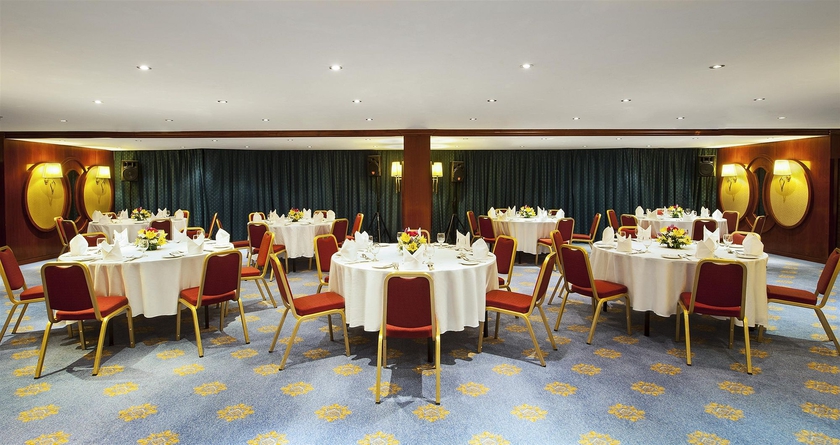 Imagen de los interiores del Apartahotel Golden Tulip Sharjah. Foto 15