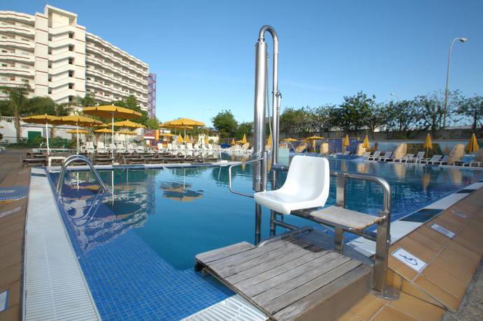 Imagen de los exteriores del Apartahotel Green Field, Playa del Inglés. Foto 9