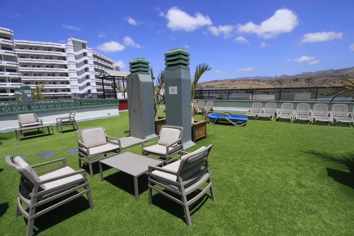 Imagen de los exteriores del Apartahotel Green Field, Playa del Inglés. Foto 11