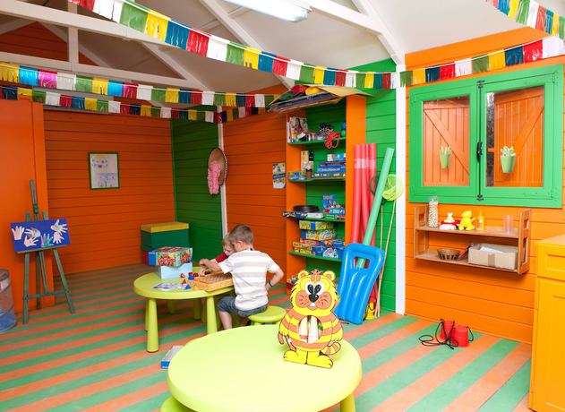 Imagen de los interiores del Apartahotel Grupotel Alcudia Suite. Foto 12