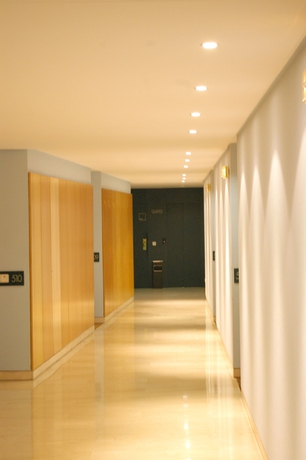 Imagen de los interiores del Apartahotel HOTEL SERCOTEL SUITES MIRASIERRA. Foto 9