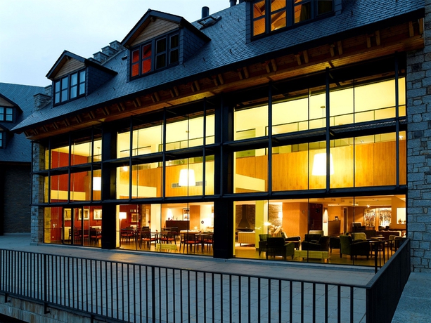 Imagen de los exteriores del Apartahotel Hg Cerler. Foto 15