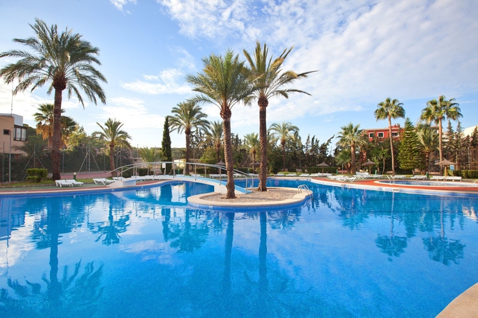 Imagen de la piscina del Apartahotel Hm Martinique. Foto 14