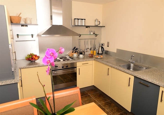 Imagen de la habitación del Apartahotel Holyrood. Foto 3