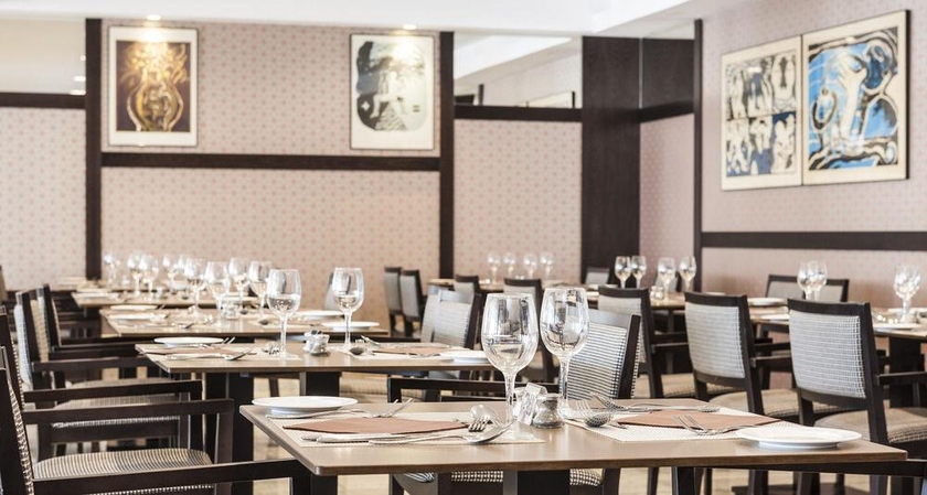 Imagen general del Apartahotel Hoposa Hotel and Apartments Villaconcha. Foto 13