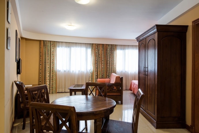 Imagen de la habitación del Apartahotel Hotel Apartamentos El Galeón. Foto 7