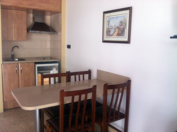 Imagen de la habitación del Apartahotel Hotel Apartamentos Solimar. Foto 8