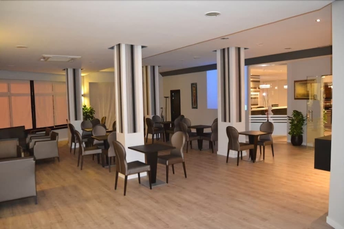 Imagen del bar/restaurante del Apartahotel Hotel Costamar. Foto 7