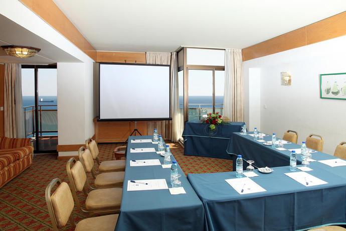 Imagen de los interiores del Apartahotel Hotel Estoril Eden. Foto 15