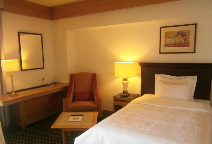 Imagen de la habitación del Apartahotel Hotel Estoril Eden. Foto 5