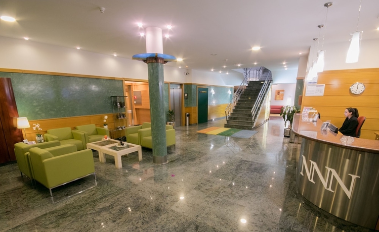 Imagen de los interiores del Apartahotel Hotel Spa Nanin Playa. Foto 13