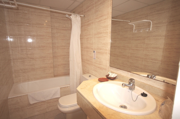 Imagen de la habitación del Apartahotel Houm Plaza Son Rigo. Foto 5