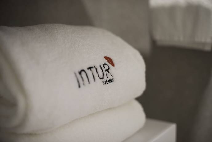 Imagen de la habitación del Apartahotel Intelier Core Suites Valencia. Foto 4