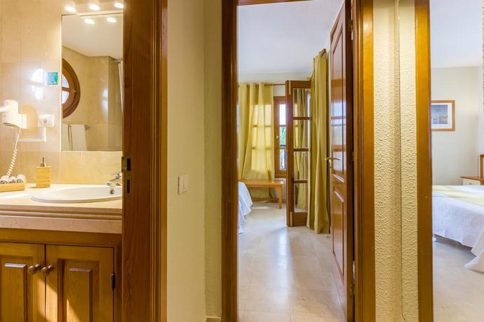 Imagen de la habitación del Apartahotel Klayman Olivina. Foto 21