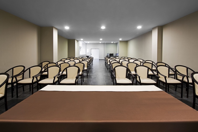 Imagen de los interiores del Apartahotel Kn Columbus. Foto 13