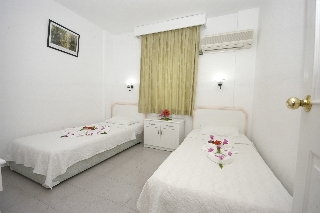 Imagen de la habitación del Apartahotel Kurt Apartments. Foto 5