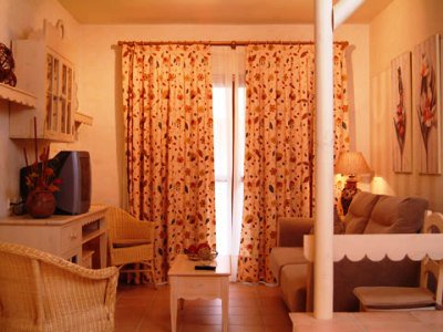 Imagen de la habitación del Apartahotel La Espadaña. Foto 5