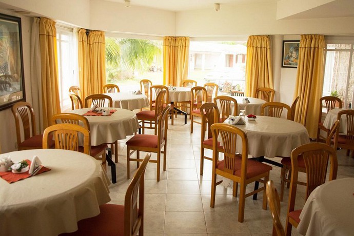 Imagen general del Apartahotel La Fuente, Federaci&oacute;n. Foto 3