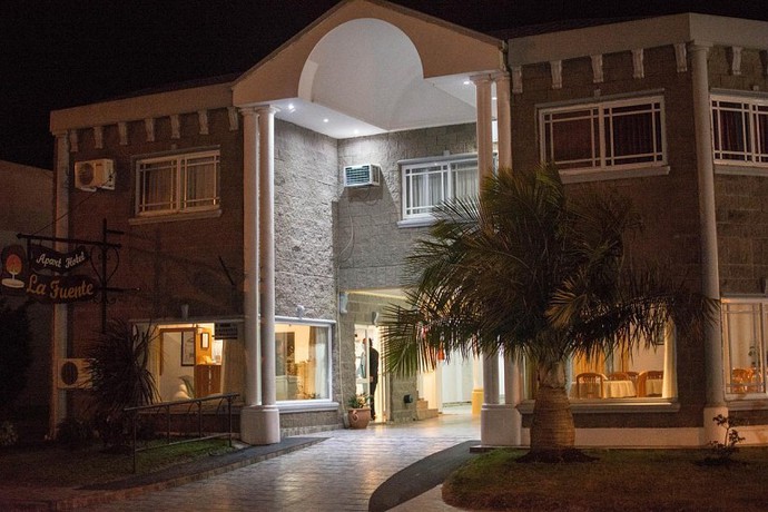 Imagen general del Apartahotel La Fuente, Federaci&oacute;n. Foto 14