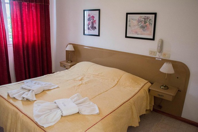 Imagen general del Apartahotel La Fuente, Federaci&oacute;n. Foto 12