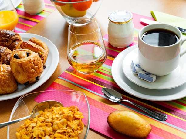 Imagen del bar/restaurante del Apartahotel Lagrange Apart'hotel Paris/boulogne. Foto 4