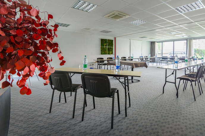 Imagen de los interiores del Apartahotel Lagrange Apart'hotel Strasbourg Wilson. Foto 13