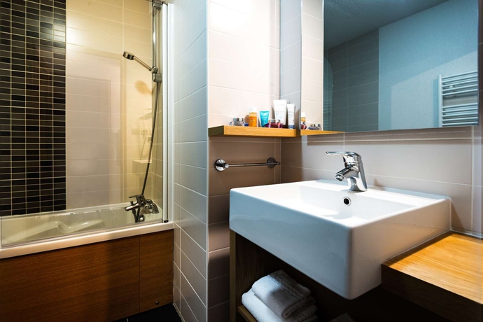 Imagen general del Apartahotel Lagrange Vacances - Les Chalets d'Emeraude. Foto 4