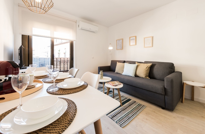 Imagen de la habitación del Apartahotel Landh La Latina. Foto 11