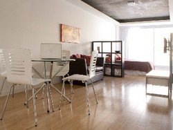 Imagen de la habitación del Apartahotel Laprida Flats. Foto 3