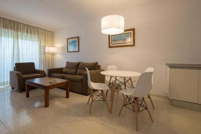 Imagen de la habitación del Apartahotel Las Dunas, Chiclana - Sancti Petri. Foto 8