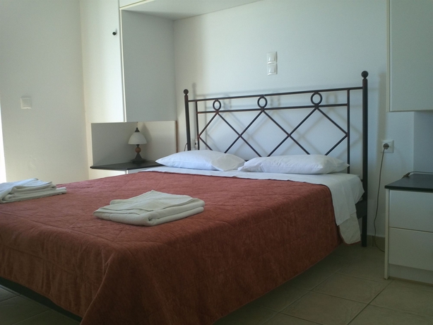 Imagen de la habitación del Apartahotel Liberatos Village. Foto 2