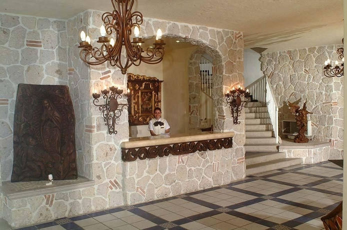 Imagen de los interiores del Apartahotel Los Arcos Suites. Foto 7