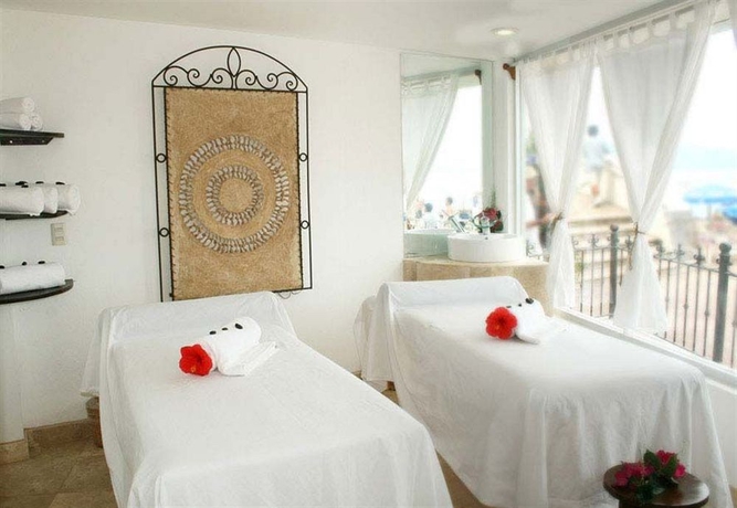 Imagen de los interiores del Apartahotel Los Arcos Suites. Foto 11