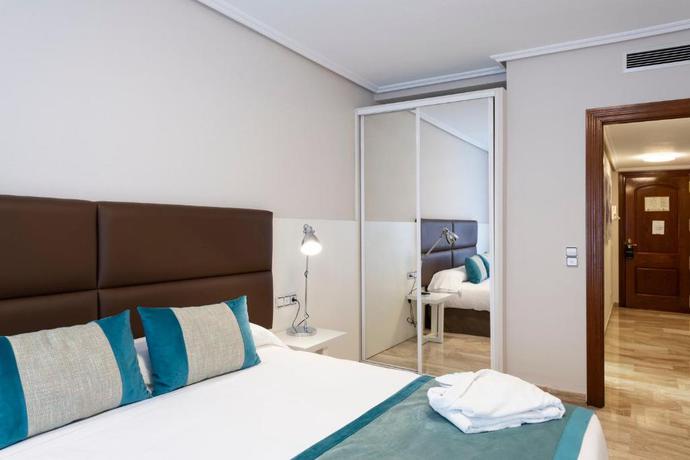 Imagen general del Apartahotel Los Girasoles, Zaragoza. Foto 7