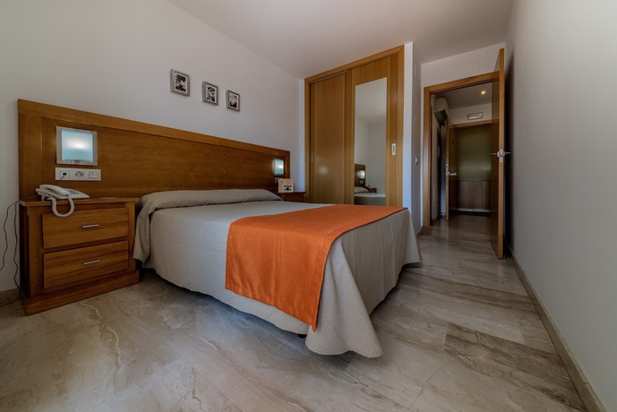 Imagen de la habitación del Apartahotel Loto Conil. Foto 6