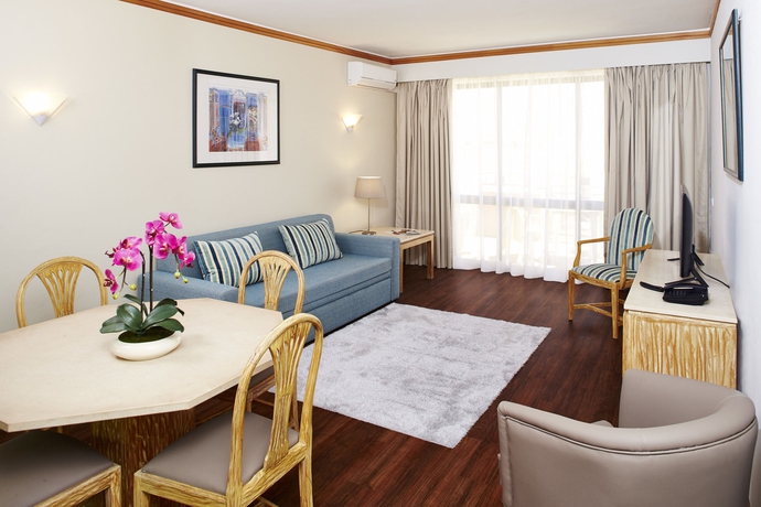 Imagen de los interiores del Apartahotel Luna Clube Oceano. Foto 9