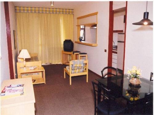 Imagen general del Apartahotel MONSIEUR LE BLOND PROTEL. Foto 11