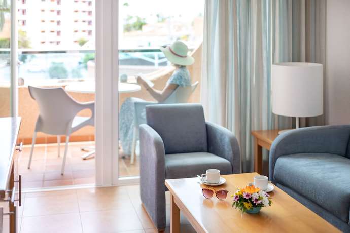 Imagen de la habitación del Apartahotel MUR Aparthotel Buenos Aires Gran Canaria. Foto 8