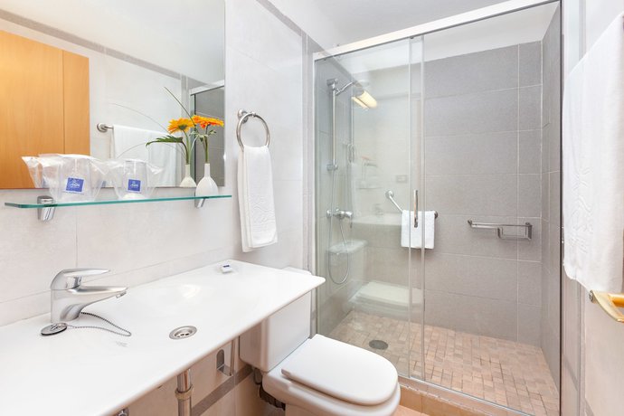 Imagen de la habitación del Apartahotel MUR Aparthotel Buenos Aires Gran Canaria. Foto 11