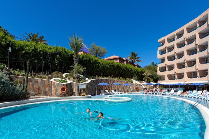 Imagen de la piscina del Apartahotel MUR Aparthotel Buenos Aires Gran Canaria. Foto 18