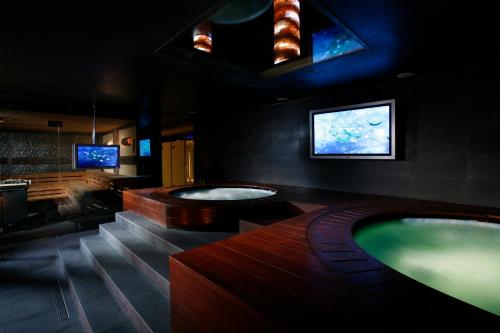 Imagen de los interiores del Apartahotel Maloves Resort and Spa Prywatne. Foto 16