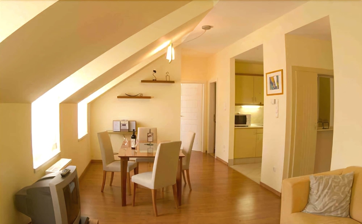 Imagen de la habitación del Apartahotel Mamaison Residence Izabella Budapest. Foto 12