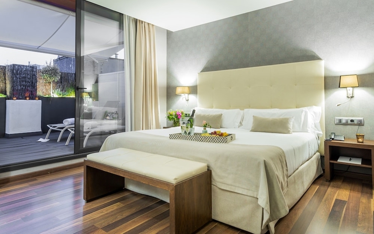 Imagen de la habitación del Apartahotel Mariano Cubi Barcelona. Foto 15