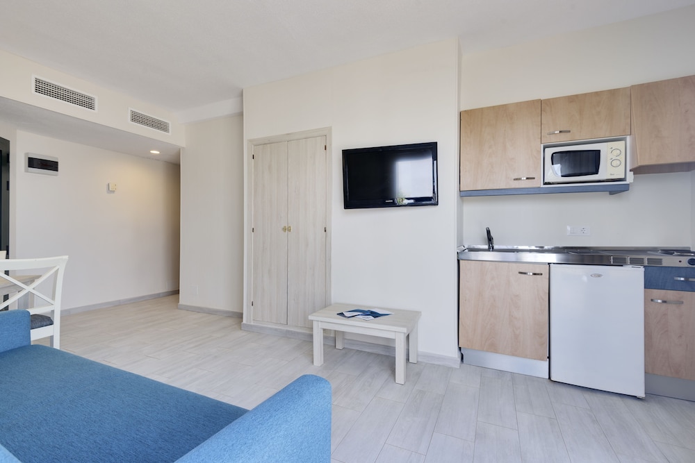 Imagen de la habitación del Apartahotel Marinda Garden Aparthotel. Foto 8