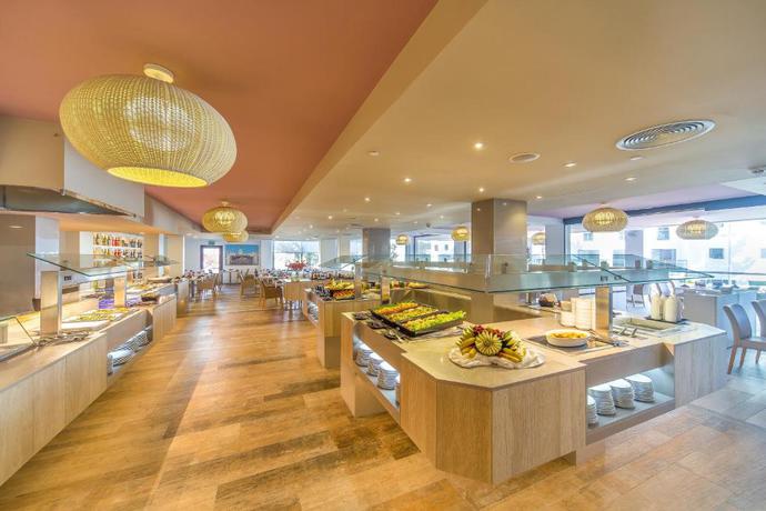 Imagen general del Apartahotel Marins Playa. Foto 14