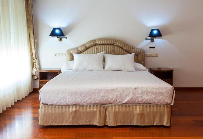 Imagen de la habitación del Apartahotel México, Vera. Foto 10