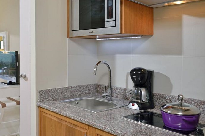 Imagen de la habitación del Apartahotel Melia Marina Varadero Apartamentos. Foto 5