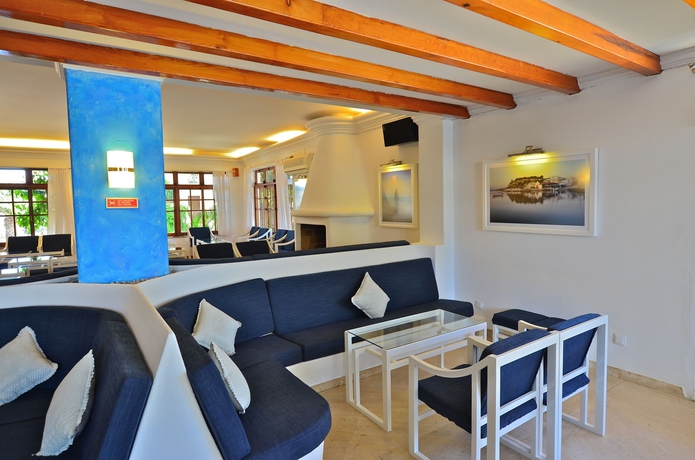 Imagen del bar/restaurante del Apartahotel Mirachoro Praia Da Rocha. Foto 6