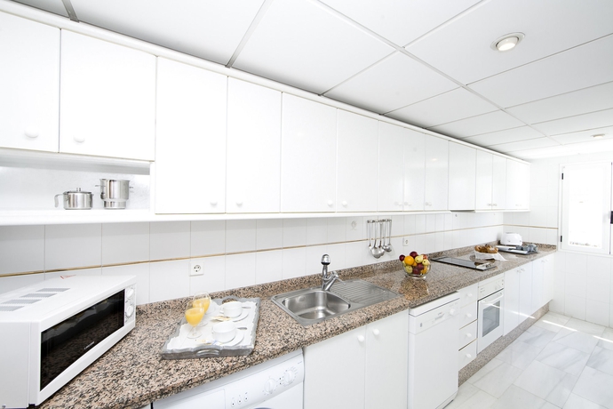 Imagen de la habitación del Apartahotel Monarque Sultan. Foto 6